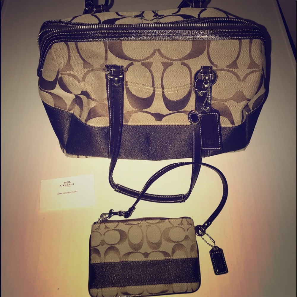 Coach Handbag and wristlet combo!